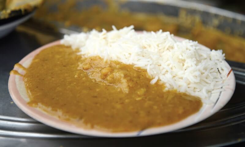 daal chawal - famous food places of lahore