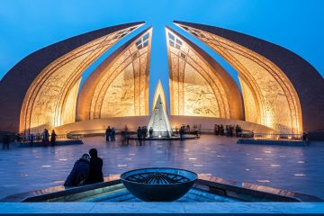 pakistan monument